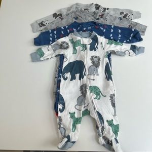***$8 BUNDLE*** Set of 4 Carter’s Baby Organic Cotton Sleep & Play Pajamas
